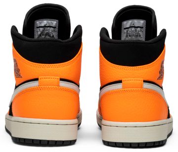 Foto do produto Tênis Air Jordan 1 Mid Black Cone