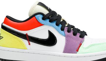 Foto do produto Tênis Air Jordan 1 Low SE Lightbulb