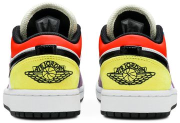 Foto do produto Tênis Air Jordan 1 Low SE Lightbulb