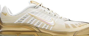 Foto do produto Tênis Nike Air Vapormax 360 White Metallic Gold