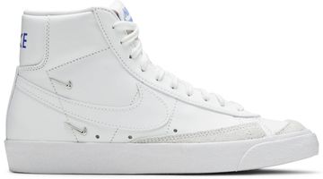 Foto do produto Tênis Nike Blazer Mid 77 SE Sisterhood - White Metallic Silver