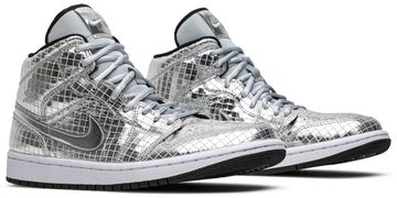 Foto do produto Tênis Air Jordan 1 Mid Disco Ball