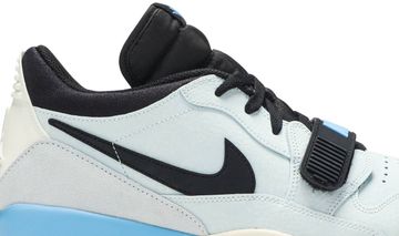 Foto do produto Tênis Jordan Legacy 312 Low Pale Blue
