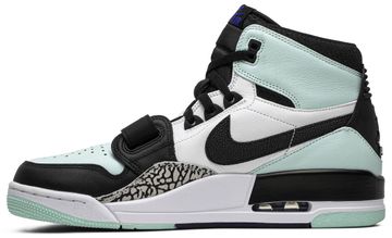 Foto do produto Tênis Jordan Legacy 312 Igloo