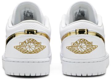 Foto do produto Tênis Air Jordan 1 Retro Low White Metallic Gold