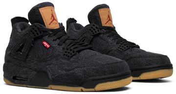 Foto do produto Tênis Levi's x Air Jordan 4 Retro Black Denim