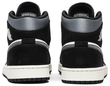 Foto do produto Tênis Air Jordan 1 Mid SE Satin Smoke Grey