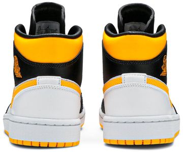 Foto do produto Tênis Air Jordan 1 Mid SE White Laser Orange