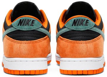 Foto do produto Tênis Nike Dunk Low SP Retro Ceramic 2020