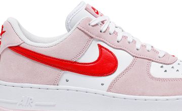 Foto do produto Tênis Nike Air Force 1 Low '07 QS Valentines Day Love Letter