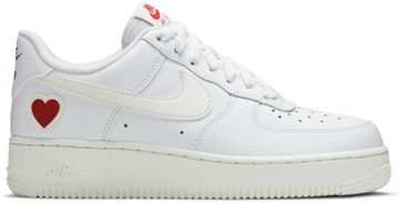 Foto do produto Tênis Nike Air Force 1 Low Valentines Day