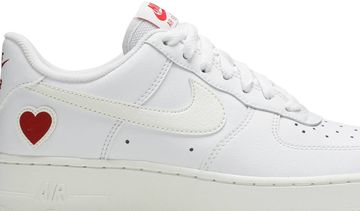 Foto do produto Tênis Nike Air Force 1 Low Valentines Day