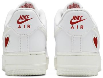 Foto do produto Tênis Nike Air Force 1 Low Valentines Day