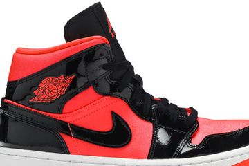 Foto do produto Tênis Air Jordan 1 Mid Hot Punch