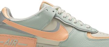 Foto do produto Tênis Nike Air Force 1 Shadow Barely Green Crimson Tint