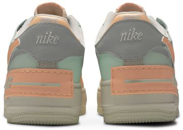 Foto do produto Tênis Nike Air Force 1 Shadow Barely Green Crimson Tint