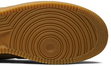 Foto do produto Tênis Nike Gore-Tex x Air Force 1 Low Gold