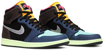 Foto do produto Tênis Air Jordan 1 Retro High Tokyo Bio Hack