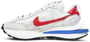 Foto do produto Tênis Nike Sacai x VaporWaffle Sail