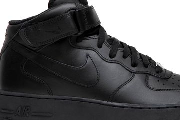 Foto do produto Tênis Nike Air Force 1 Mid Triple Black