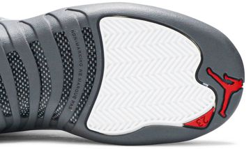 Foto do produto Tênis Air Jordan 12 Retro BG Dark Grey