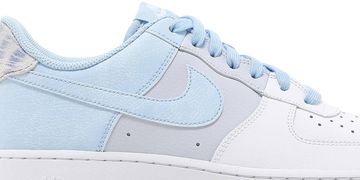 Foto do produto Tênis Nike Air Force 1 '07 LV8 Psychic Blue