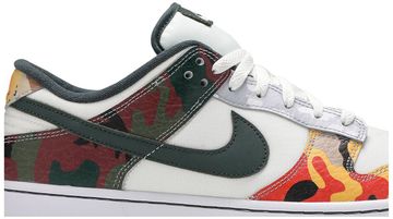 Foto do produto Tênis Nike Dunk Low SE Sail Multi-Camo
