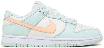 Foto do produto Tênis Nike Dunk Low Barely Green