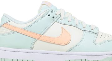 Foto do produto Tênis Nike Dunk Low Barely Green