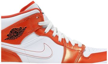 Foto do produto Tênis  Air Jordan 1 Mid SE Electro Orange