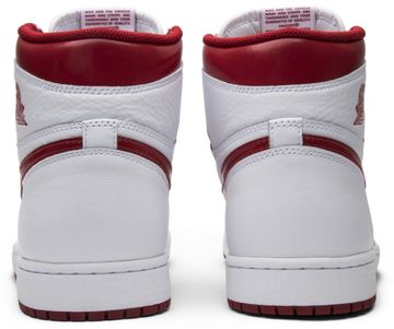 Foto do produto Tênis Air Jordan 1 Retro High OG Metallic Red