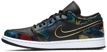 Foto do produto Tênis Air Jordan 1 Low Multi Snakeskin