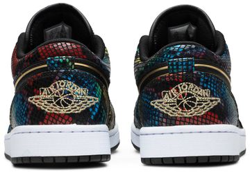 Foto do produto Tênis Air Jordan 1 Low Multi Snakeskin