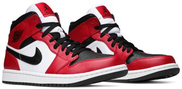 Foto do produto Tênis Air Jordan 1 Mid Chicago Black Toe