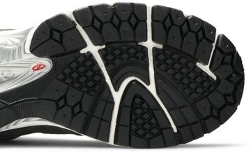Foto do produto Tênis New Balance 2002R OG Dark Grey