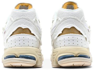 Foto do produto Tênis New Balance 2002R Protection Pack - Sea Salt