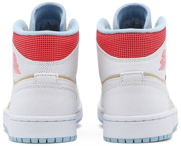 Foto do produto Tênis  Air Jordan 1 Mid SE Sesame