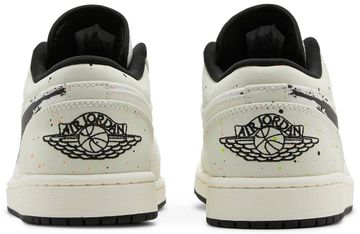 Foto do produto Tênis Air Jordan 1 Low Brushstroke Swoosh - Paint Splatter