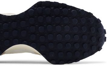 Foto do produto Tênis New Balance 327 Moonbeam