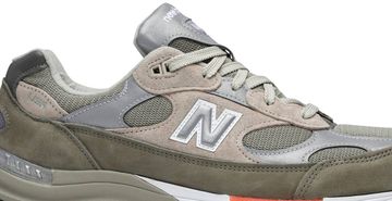 Foto do produto Tênis New Balance WTAPS x 992 Olive Drab
