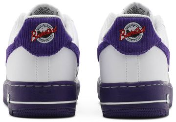 Foto do produto Tênis Nike Air Force 1 '07 EMB LV8 White Court Purple