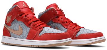 Foto do produto Tênis  Air Jordan 1 Mid Denim Red