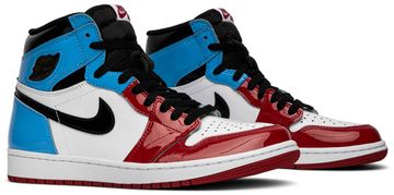 Foto do produto Tênis Air Jordan 1 Retro High OG Fearless