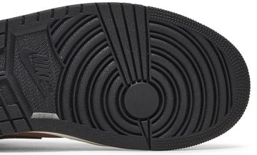 Foto do produto Tênis  Air Jordan 1 Mid SE Earth Tone