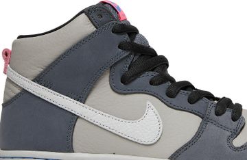 Foto do produto Tênis Nike Dunk High Pro SB Medium Grey