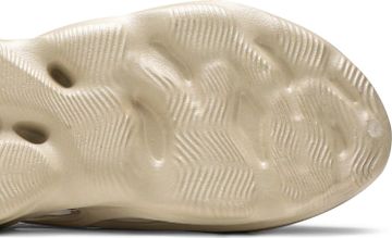 Foto do produto Tênis Adidas Yeezy Foam Runner Sand