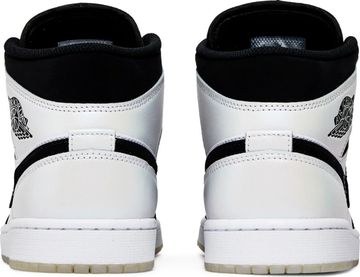 Foto do produto Tênis Air Jordan 1 Mid SE Diamond
