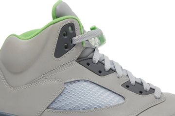 Foto do produto Tênis Air Jordan 5 Retro Green Bean