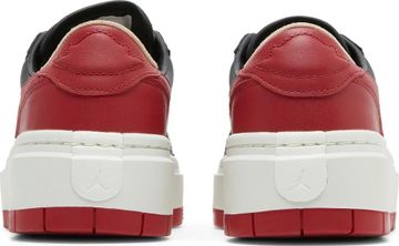 Foto do produto Tênis Air Jordan 1 Low Elevate SE Bred
