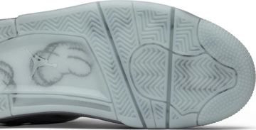 Foto do produto Tênis KAWS x Air Jordan 4 Retro Cool Grey
